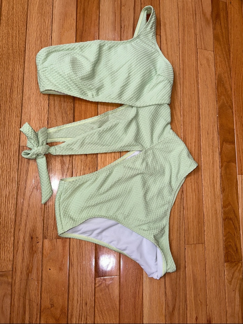 🌸3 for $10 SHEIN Light Green One-Shoulder Cutout One-Piece Swimsuit Side Tie